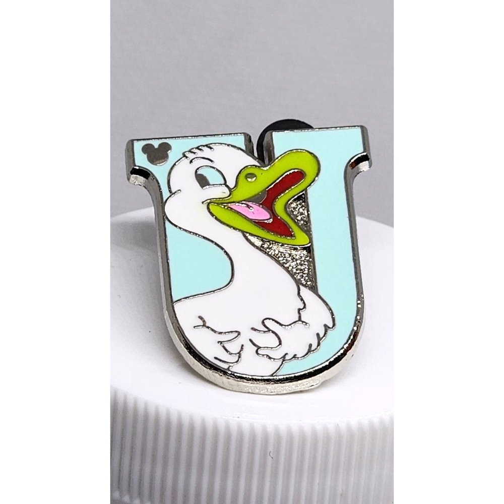 U Ugly Duckling Authentic Official 21 of 25 Disney Hidden Mickey Trading Pin